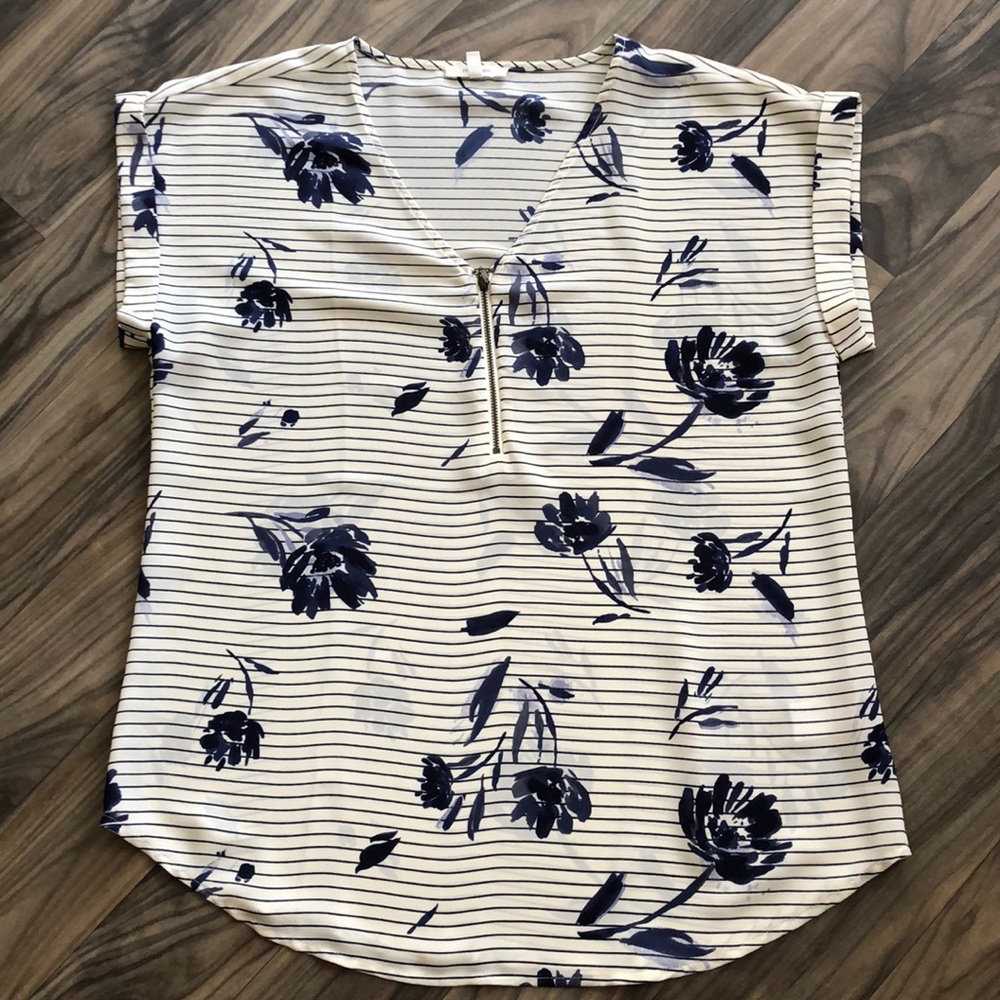 Maurices blouse size medium